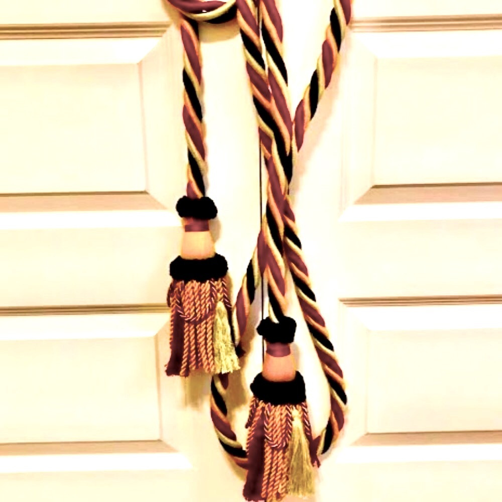 NWT ALEXANDRA'S ACCENTS XL Tasseled Accent Rope Red\ Blue\Gold 136"L